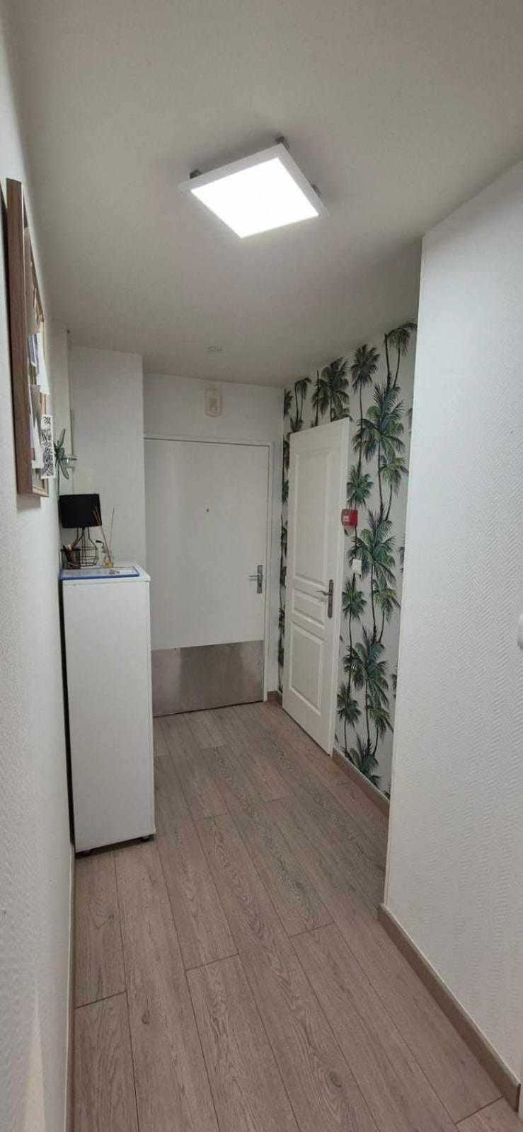Nouveau !! Appartement Confortable Totalement Renove Avec Parking Gratuit - Hypercentre De Nancy Exterior photo