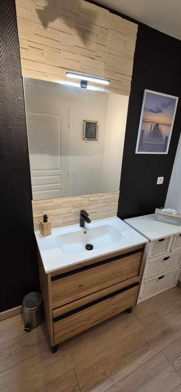 Nouveau !! Appartement Confortable Totalement Renove Avec Parking Gratuit - Hypercentre De Nancy Exterior photo
